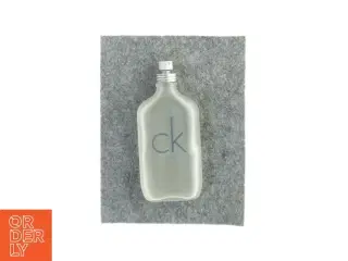 Parfume fra Calvin Klein (str. 18 x 8cm)