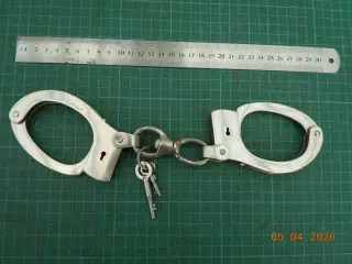 Tyske håndjern 1940erne. Clejuso.