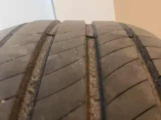 Michelins Sommerdæk 215/55R 17 94 V