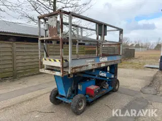 Sakselift Genie V-1832