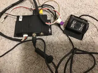 Kamera med skærm 12 volt