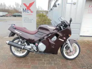 Triumph Trophy 1200