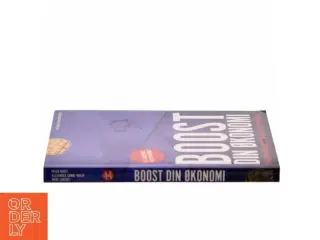 Boost din økonomi : den uformelle guide til at få styr på kontoen af Peter Hertz (f. 1988-10-21) (Bog)