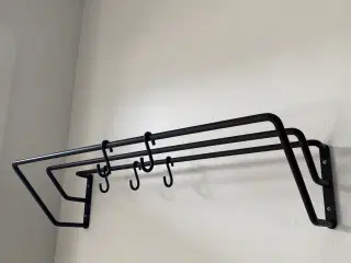 Knagerække/hattehylde i metal