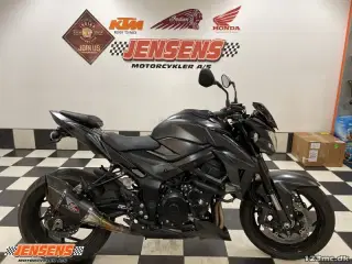 Suzuki GSXS 750