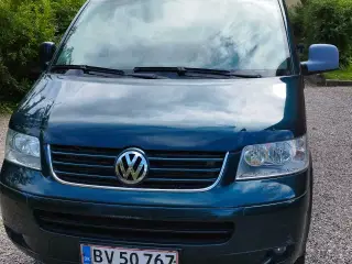 VW T5 Multivan 2.5TDI Highline
