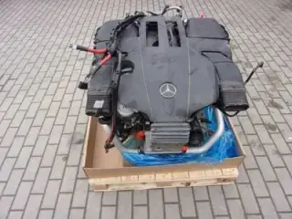 Mercedes Benz W222 222  3.0 V6 S400  276824 MOTOR
