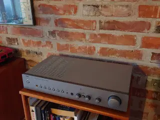 NAD C315BEE  Stereo forstærker - grå 40W