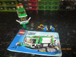 4432