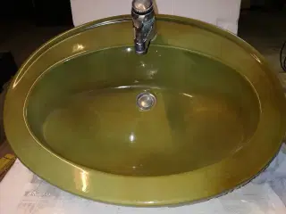 Mørkegrøn Bidet og Håndvask pr. stk 450