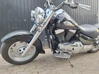 Suzuki vl 1500