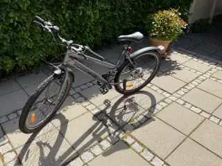 Junior mountainbike 26” med 18 gear