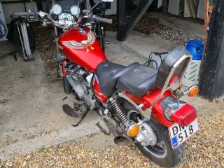 1986 Yamaha xj 700 s