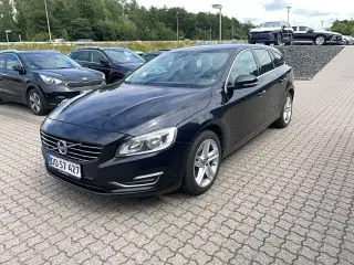 Volvo V60 2,4 D5 215 Summum aut. AWD