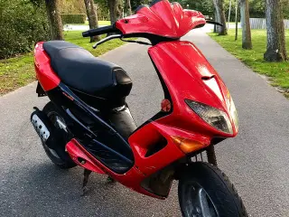 Peugeot Speedfight 1