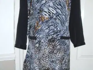 kjole fra Designer af Anne Weybum / Str.50