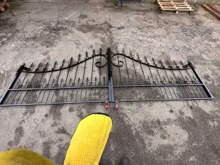 3 meter dobbelt gitterlåge 150 x 150 cm sortmalet galv