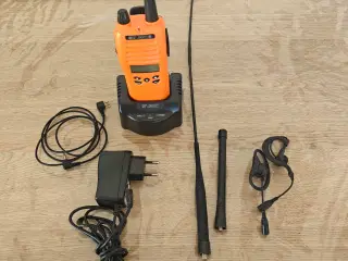 V Com jagt radio med tilbehør