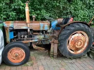 Veteran traktor