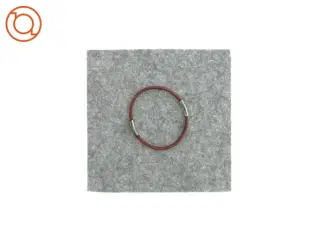 Armbånd i læder -  cirka 7cm i diameter