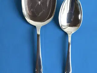 Fransk Lilje bestik i Sølvplet, se priser i opslag