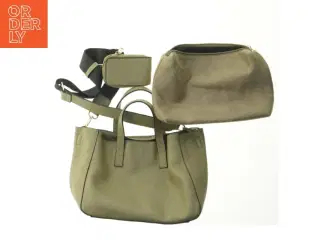 Grøn lædertaske med rem og lille pung (str. 34x21 cm)