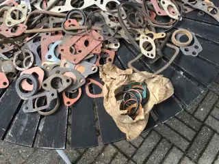 Pakninger meget gamle / ubrugte 