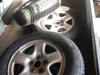 Nye dæk på fælge