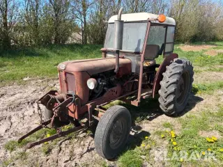 Veterantraktor Volvo BM 320 B diesel