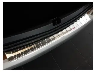 Læssekantbeskytter Dacia Duster II 2017- Stål