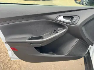 Ford Focus 1,5 TDCi 95 Cool & Connect stc.