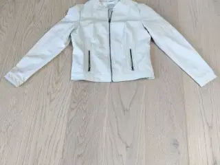 Hvid skindlook jakke