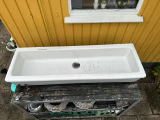 Skole vask porcelæn