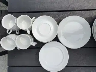 Spisestel og kaffestel 