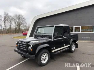 Land Rover Defender 110