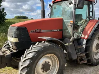 Case IH MX 135