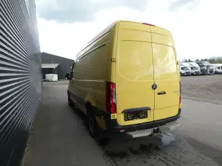 Mercedes-Benz Sprinter 316 2,1 CDI A2 H2 RWD 163HK Van 6g