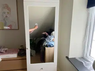 Flotteste klædeskab 