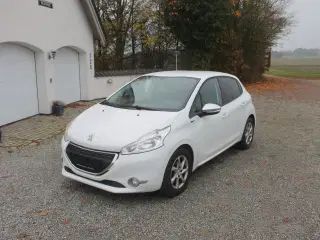 Peugeot 208 1,6 e-HDi 92 Style