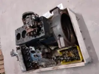 PERKINS 1004-40T
