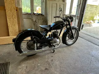DKW RT 250/2, årg. 1954.