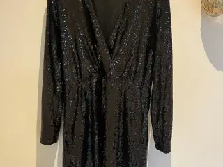 Smuk paillet kjole 