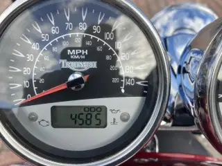 Triumph Rocket lll