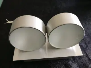 Badeværelseslampe med 2 halogenlamper