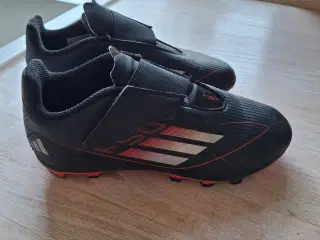 Fodboldstøvler