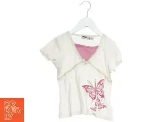 T-shirt med sommerfugleprint fra Pretty Sille (str. 128)