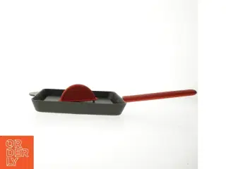 Kvadratisk grillpande med låg fra Bodum (str. Panden er 26 x 26 cm)