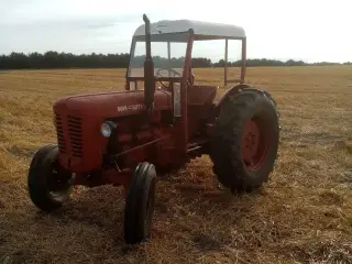 Bukh traktor og reservedele 