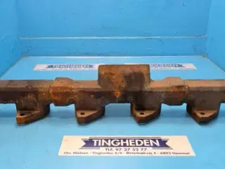 John Deere 6125HZ001 Udstødningsmanifold R116838