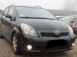 Toyota Sportsvan 2007 – Reservedele eller Hele Bil